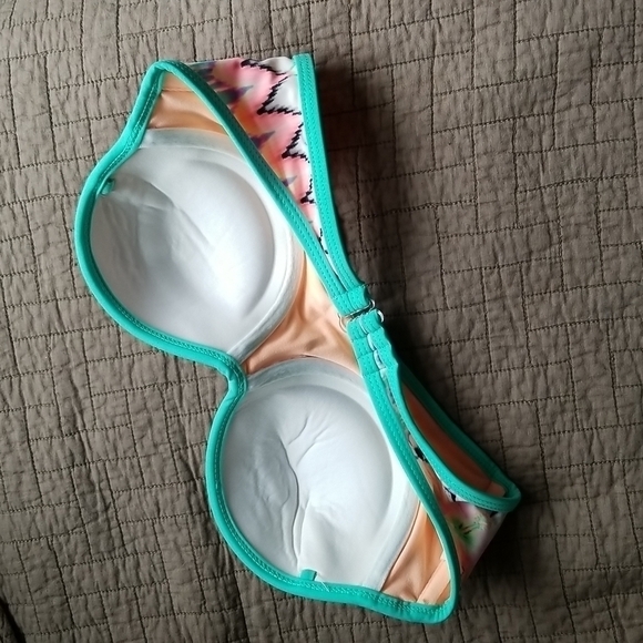 OP Structured Strapless Bikini Top Women's Swim EUC - Picture 5 of 6